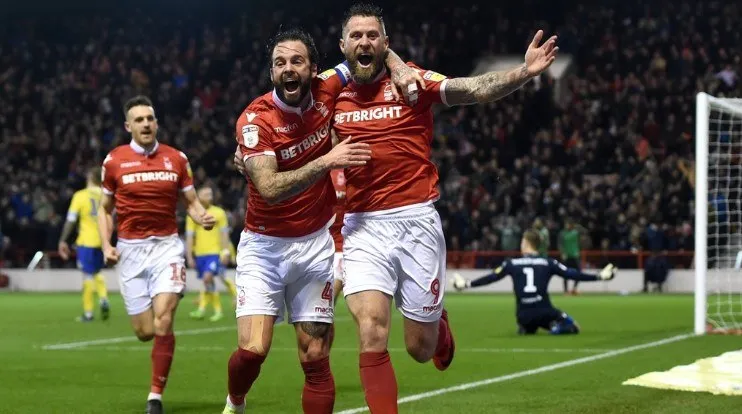 Νότιγχαμ-Λιντς 4-2: Ματσάρα από τα παλιά