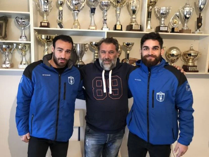 Ηρόδοτος: Σεφτέ με Σιαλμά, Χατζηλιάδη και Γραικό