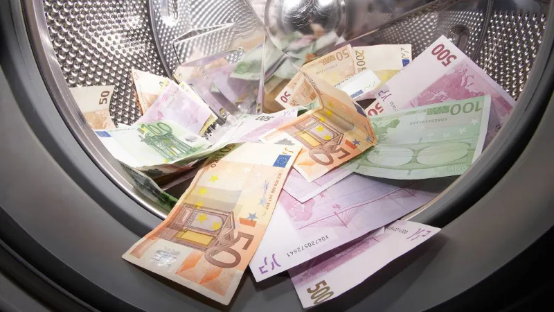 8.500 υποθέσεις ύποπτες για ξέπλυμα «μαύρου» χρήματος σε μια διετία