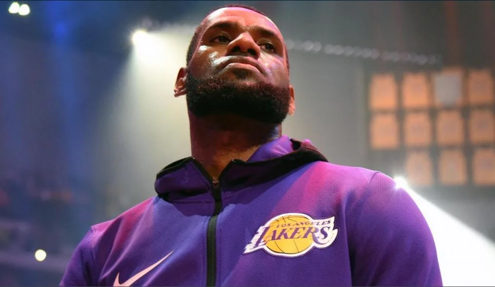NBA: Δεν επιστρέφει ακόμα ο ΛεΜπρόν