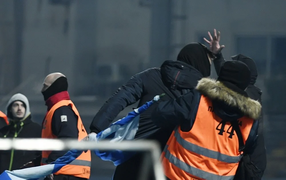 Μοίρασε πρόστιμα η Super League