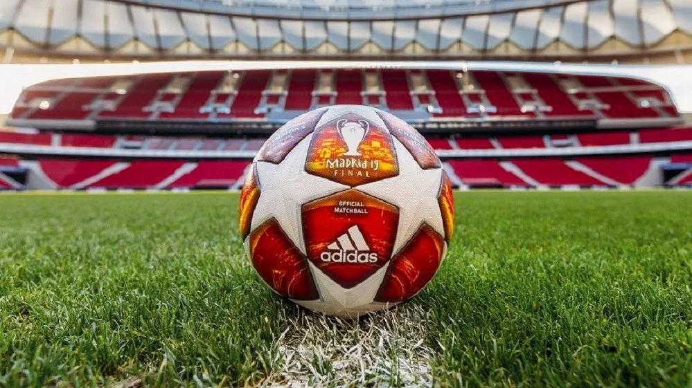 Champions League: Αποκαλύφθηκε η μπάλα του τελικού (pic)
