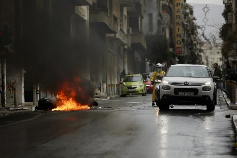 Άγνωστοι μαχαίρωσαν άνδρα στο κέντρο της Αθήνας