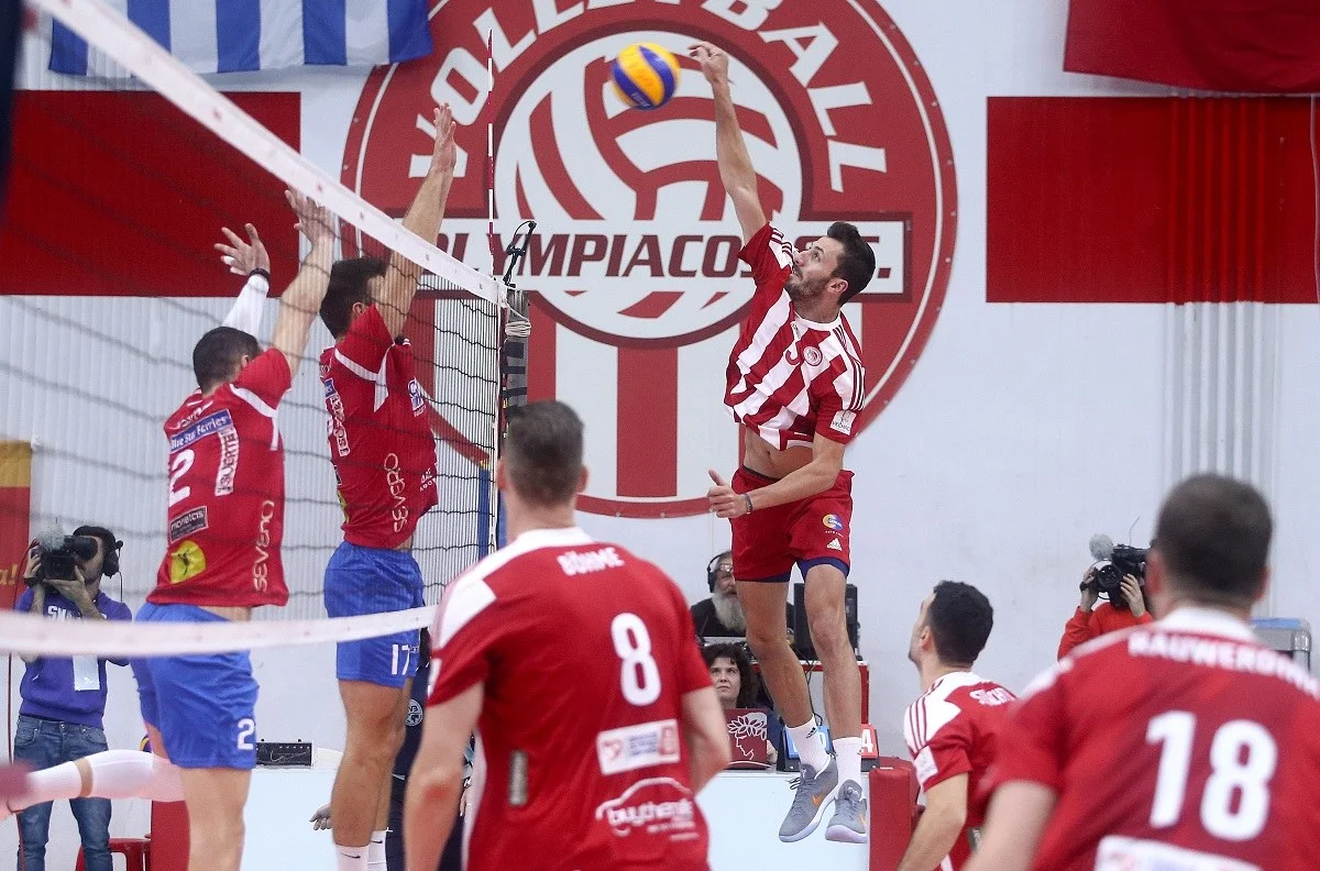 Λιγκ Καπ βόλεϊ: Φοίνικας – Ολυμπιακός, πράξη πρώτη
