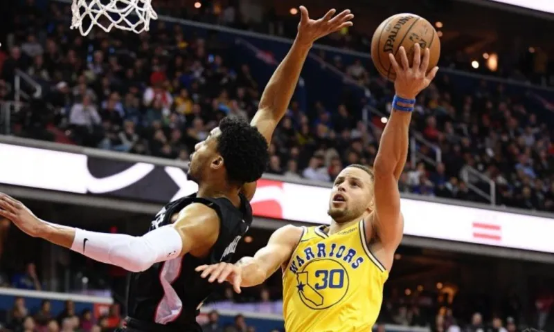NBA: Ασταμάτητος ο Κάρι, «τριπλός» ο Γουέστμπρουκ! – Όλα τα αποτελέσματα