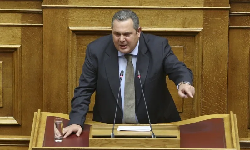 Συφωνία Πρεσπών: Σε μαζικές παραιτήσεις βουλευτών καλεί ο Καμμένος