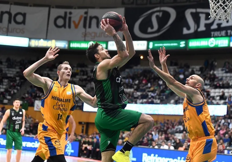 ACB: Νίκες για Ρεάλ, Μπαρτσελόνα, 40άρα ο Λαπροβίτολα (vids)