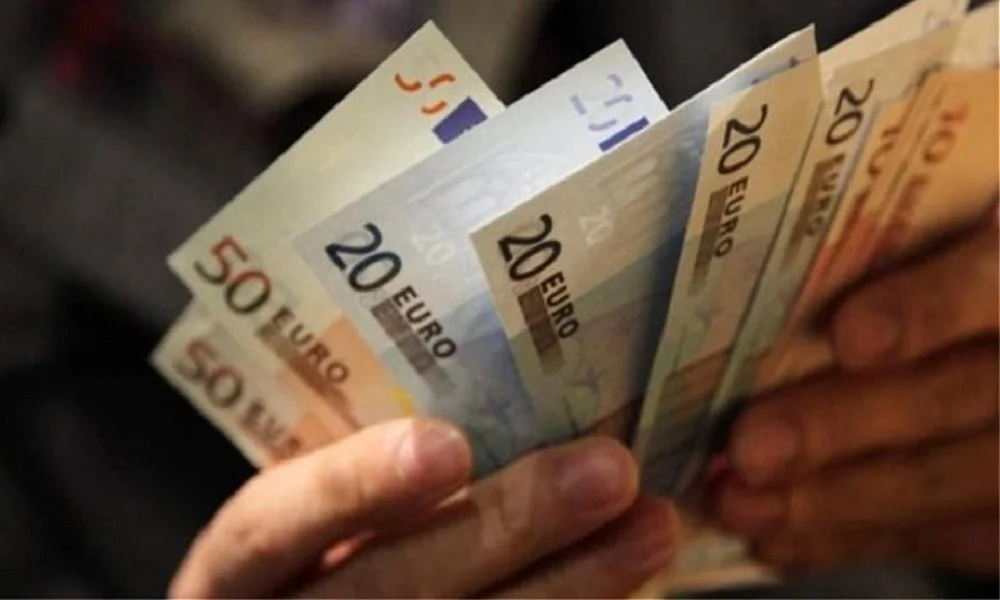 Ενημερωθείτε!Πως διαμορφώνονται πλέον οι μισθοί (vid)