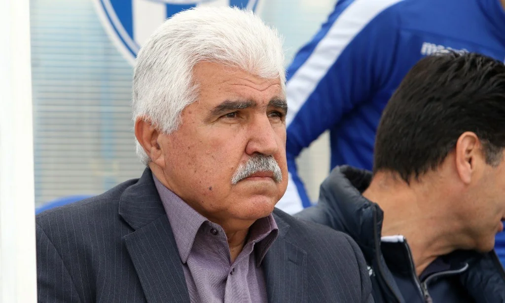 Ο Παράσχος μίλησε για νίκη, Μουνάφο και μεταγραφή