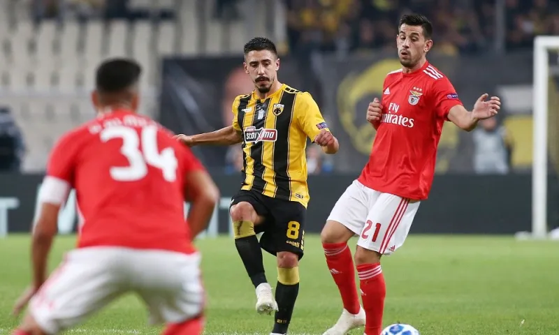 Σιμόες: «Όλοι έχουμε ευθύνες»