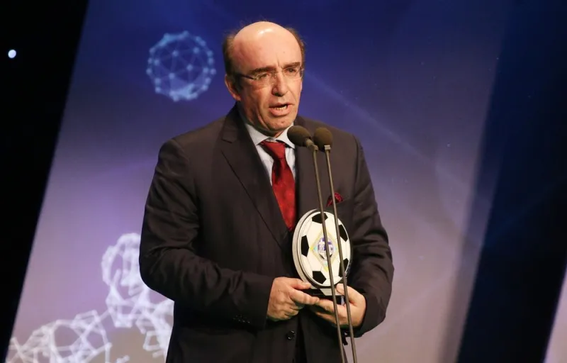 Ολυμπιακός: Η τιμητική βράβευση του Χρήστου Θέου από τον ΠΣΑΠ