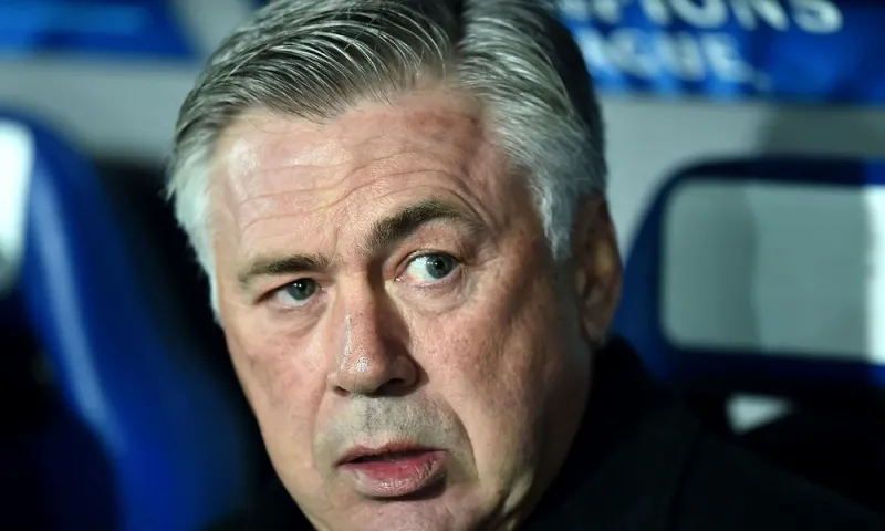 Αντσελότι: «Η μπάλα του Europa League είναι καταστροφή»