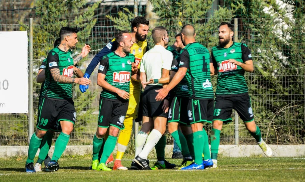 Καραϊσκάκης: Με απουσίες στην Κρήτη