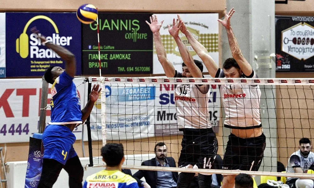 Volley League: Ο Παμβοχαϊκός υπέταξε τον ΠΑΟΚ, σε μπελάδες η ΑΕΚ