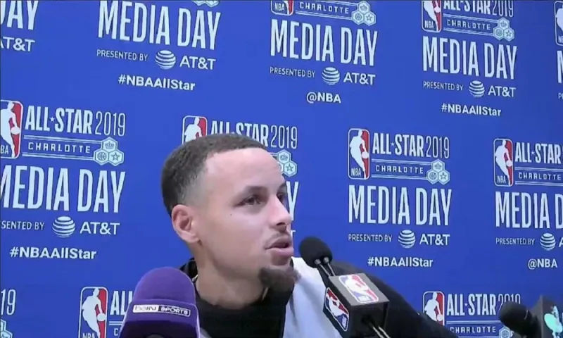 All Star Game: Ο Κάρι και ο Εμπίιντ το... έριξαν στο βόλει (videos)