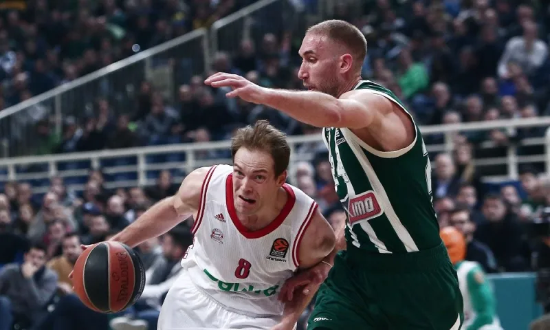 Μπάγερν: Ο Κοπόνεν ψάχνει… θέση στο Champions League (vid)