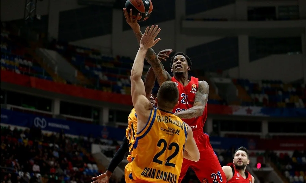 Euroleague: Κατοστάρα η ΤΣΣΚΑ, στο... νήμα η Αρμάνι, άνετη Μπάρτσα (videos)