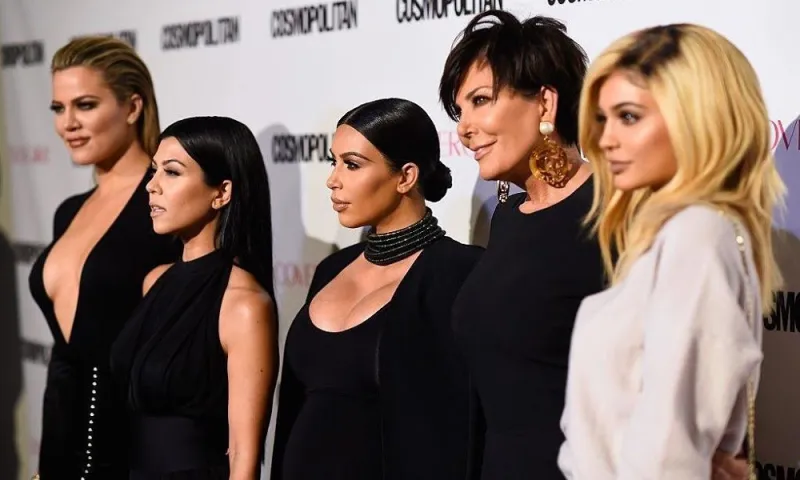 Οι πρώην των Kardashians… σηκώνουν το πρωτάθλημα του NBA (pic)