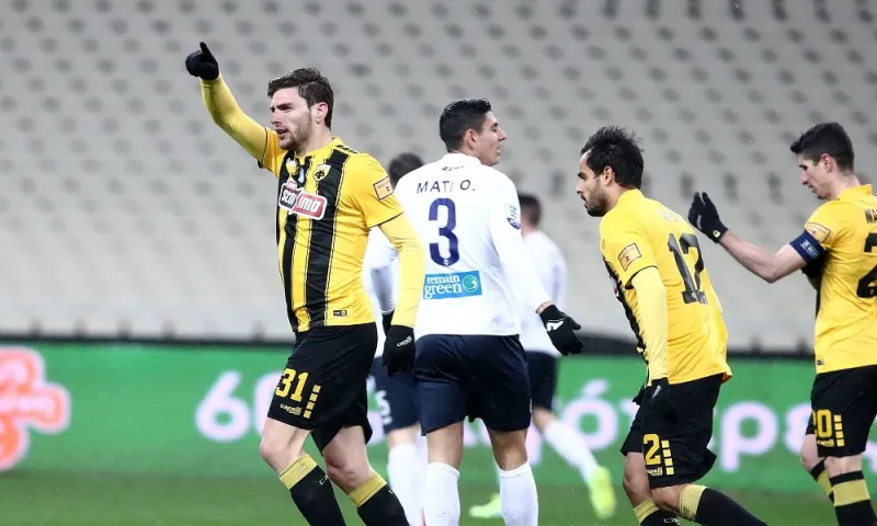 ΑΕΚ - Απόλλων Σμύρνης 2-1: Μπογέ... στον άνεμο