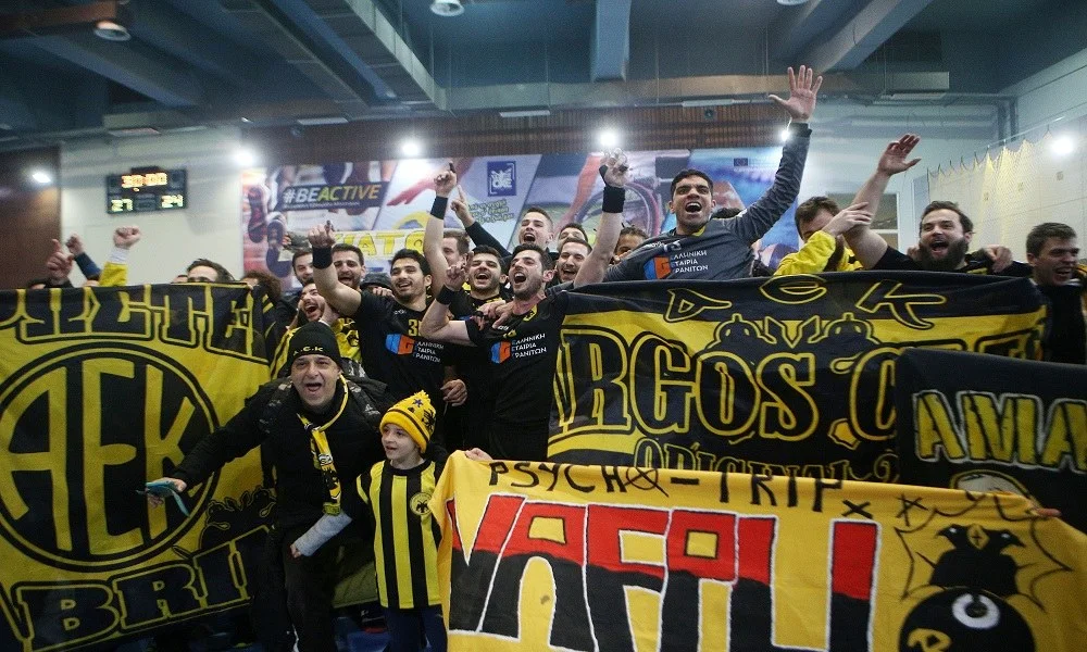 ΑΕΚ - Ολυμπιακός 27-24: Διψασμένος «Δικέφαλος», του «έσπασε» το αήττητο (vid)