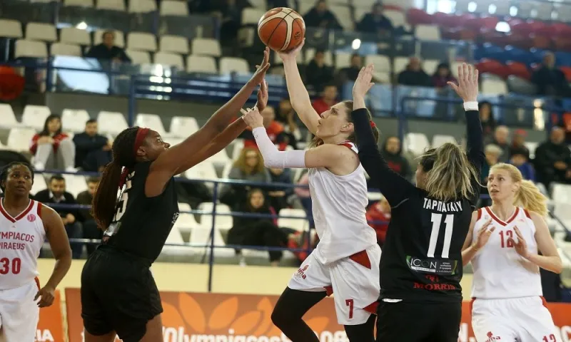 Α1 Γυναικών: Συνεχίζει αήττητος ο Ολυμπιακός