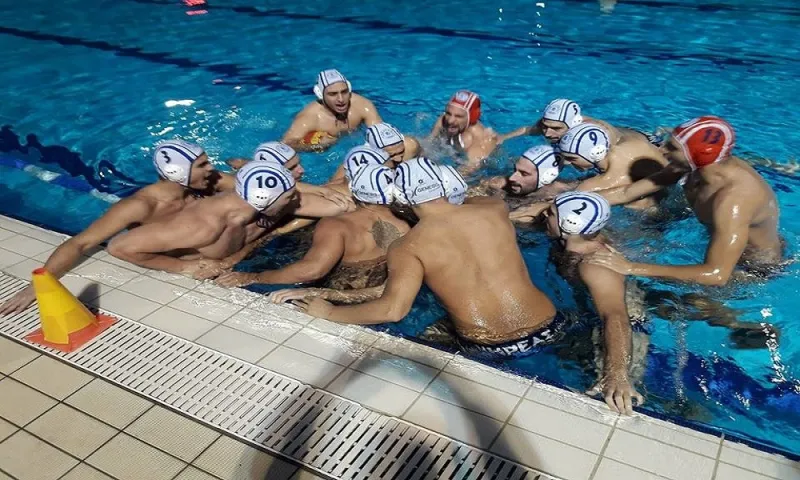 Πόλο: Αγώνας μέσα σε ανεμοστρόβιλο (vid)