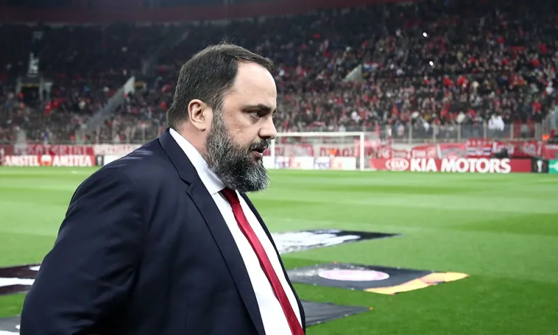 Μαρινάκης: «Νιώθουμε ντροπή. Έπρεπε να ήμασταν ατσάλι και δεν ήμασταν»