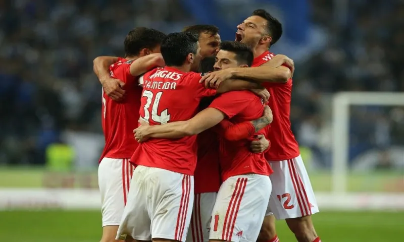 Πόρτο - Μπενφίκα 1-2: Διπλό τίτλου με Βλαχοδήμο και Σάμαρη (vid)