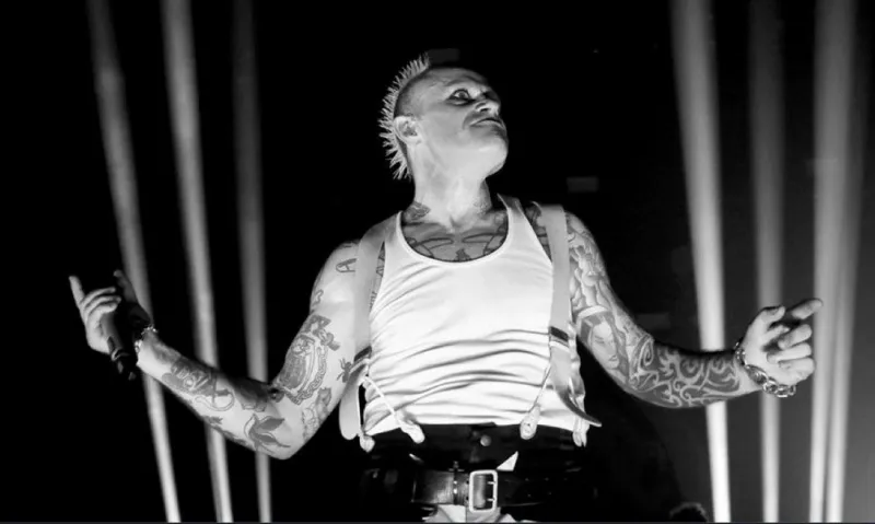 Keith Flint: Πέντε τραγούδια των Prodigy που... σάρωσαν (videos)