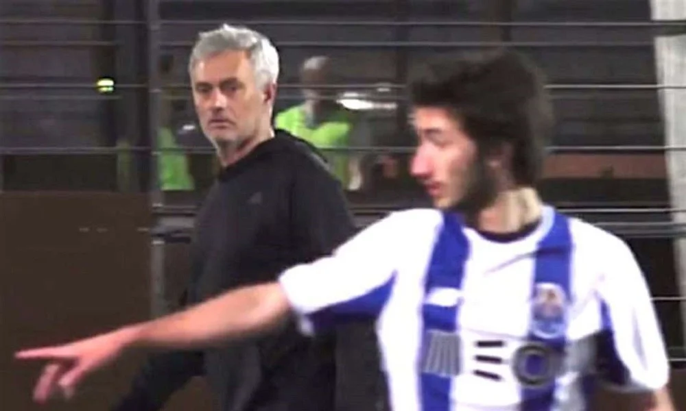 Μουρίνιο: Για 5x5 με τον γιο του (vid)