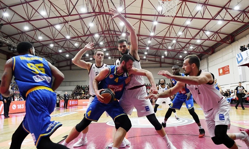 Περιστέρι: Το κάρφωμα του Σκορδίλη (vid)