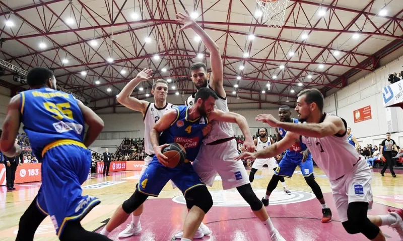 Περιστέρι: Το κάρφωμα του Σκορδίλη (vid)