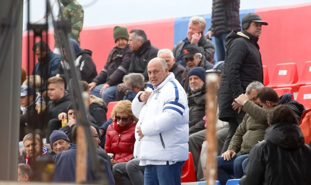 Βόλος για πρόεδρο ΑΟΤ: «Τοκογλύφος που εκμεταλλεύεται τον πόνο συνανθρώπων μας»!