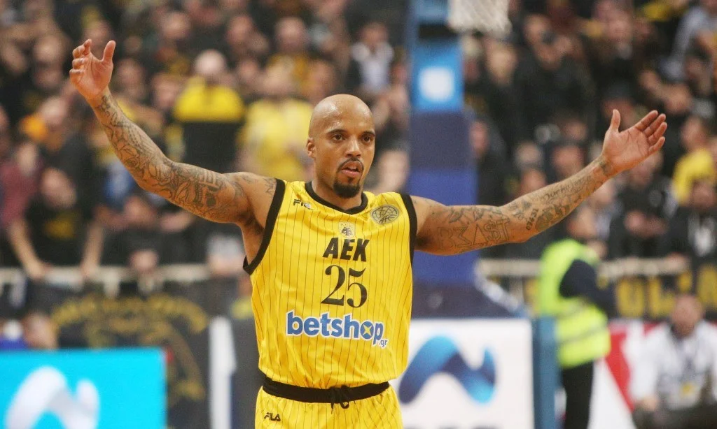 ΑΕΚ: Πρόβλημα με Θίοντορ