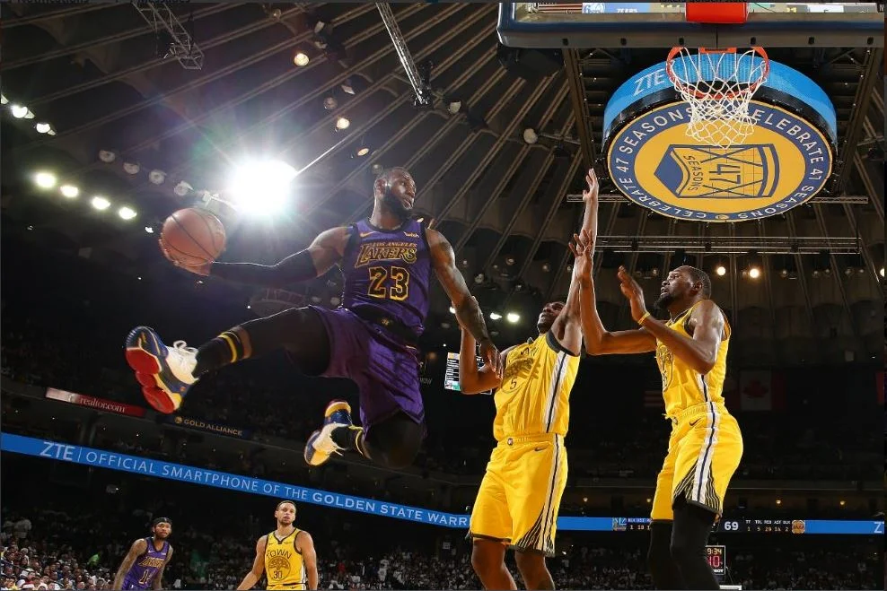 NBA: Οι φανέλες των ομάδων ζυγίζουν… εκατομμύρια!