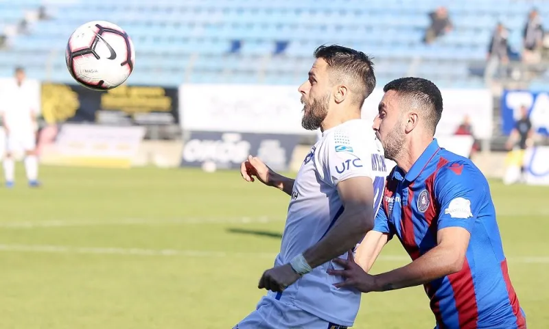 Κουσκουνάς: Την «έπεσε» στον διαιτητή (vid)
