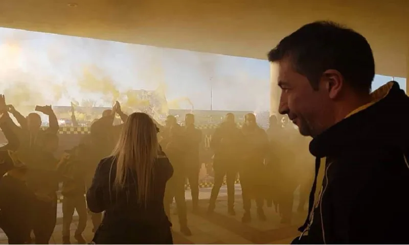 ΑΕΚ: Αποθέωση στη Λήμνο (vid & pics)