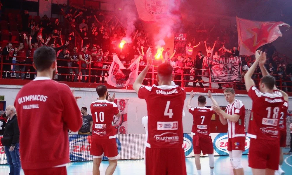 Volley League: Πρωτιά ο Ολυμπιακός, προσωρινή αποχώρηση ο ΠΑΟΚ