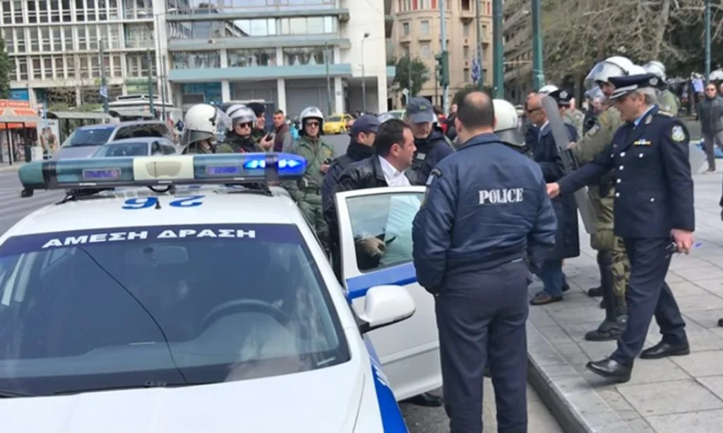 Μαθητική παρέλαση: Προσαγωγές πολιτών