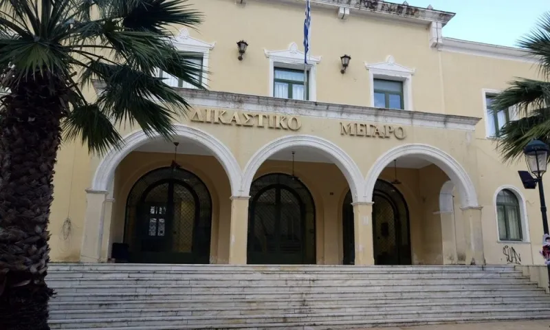 Πυροβολισμοί με τραυματία στα δικαστήρια Ζακύνθου!
