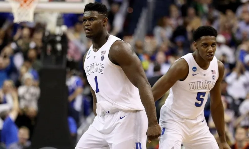 March Madness: Νίκη-θρίλερ για το Ντιουκ, εκτός το Νορθ Καρολάινα