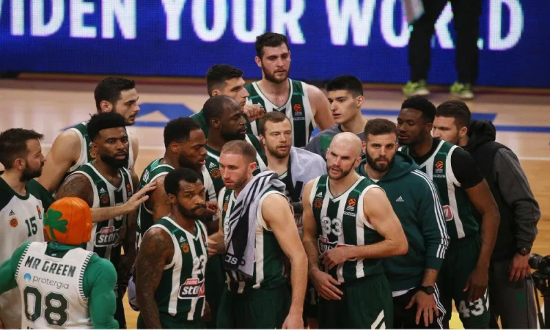 Παναθηναϊκός : Κερδίζει και καθαρίζει