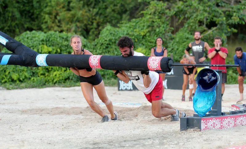 Survivor: «Έγινε η καλύβα φωλιά του έρωτα» (vid)