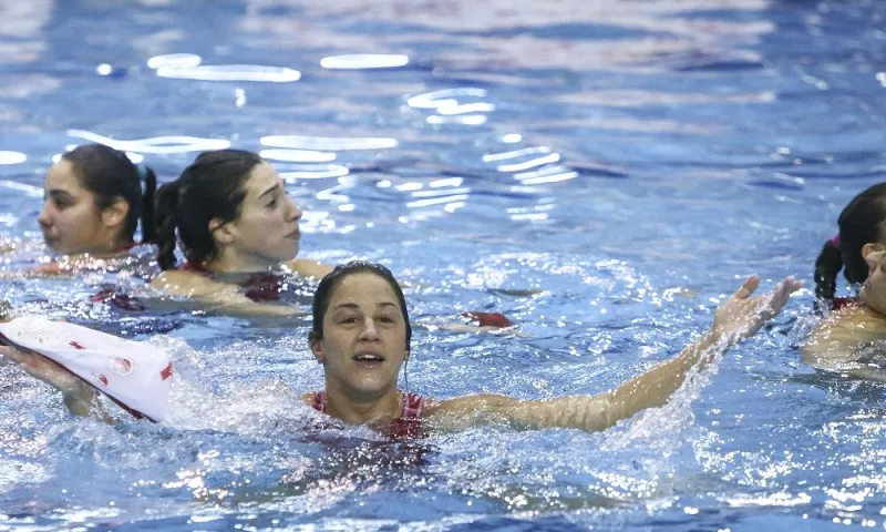 Γλυφάδα – Ολυμπιακός 3-20: Έγραψε ιστορία η Ασημάκη