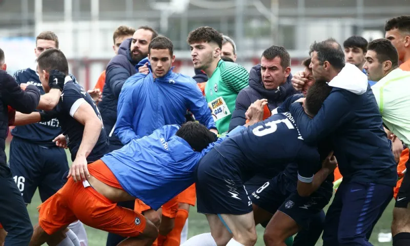 Ξύλο σε αγώνα της Super League K19! (Photos)