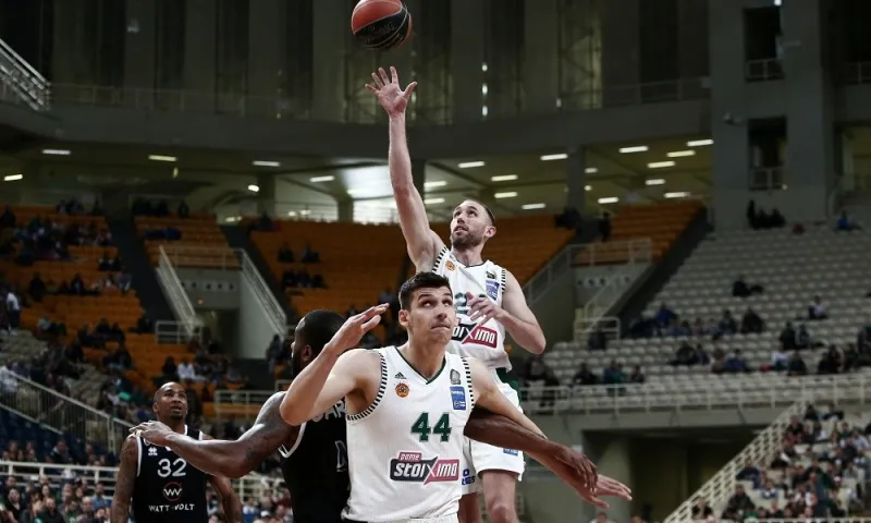 Παναθηναϊκός: Ο Λοτζέσκι στην 30άδα των ξένων σε αγώνες