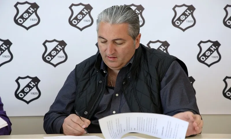 ΟΦΗ: Ο Μπούσης μοίρασε συγχαρητήρια (vid)