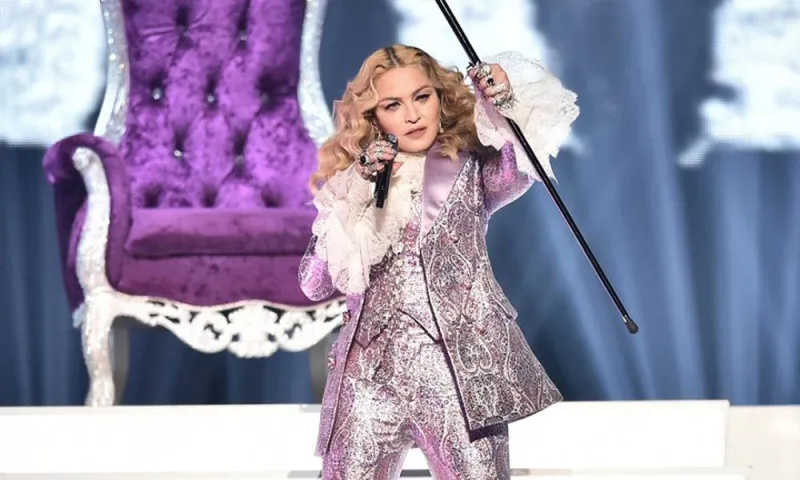 Eurovision: Τόσα θα πάρει η Μαντόνα για να εμφανιστεί (vid)