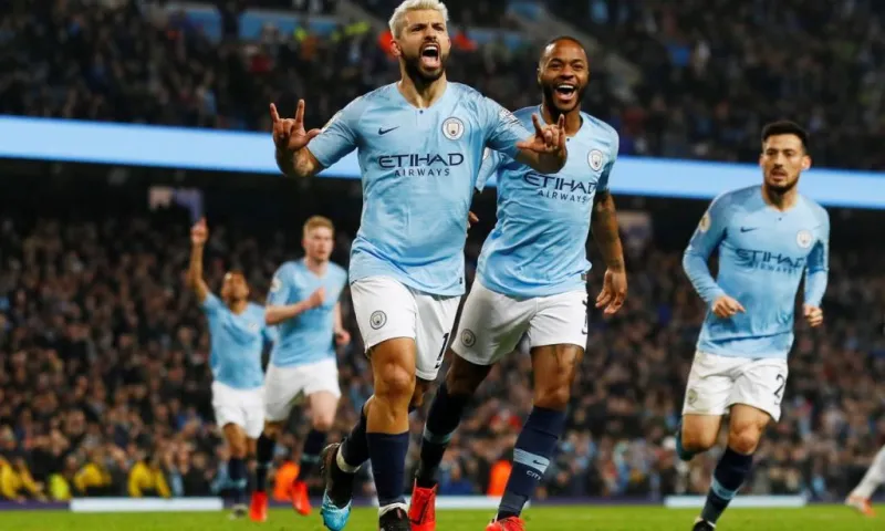 Champions League: Ο πρόωρος τελικός και ο «εμφύλιος»