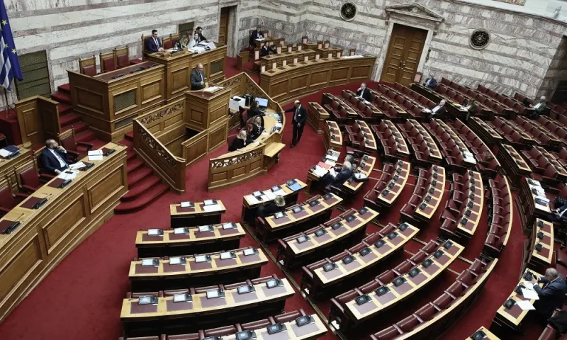 Novartis: Στην Βουλή η δικογραφία της υπόθεσης